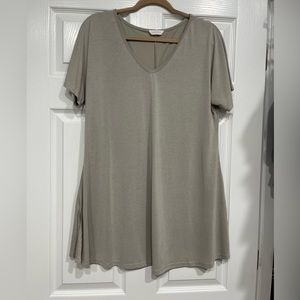 Gray Tunic. Size small. Great condition.